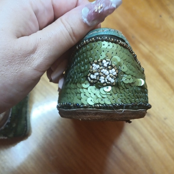 Embroidered Green Women's Flats India Size 7 Sequins - Picture 8 of 13